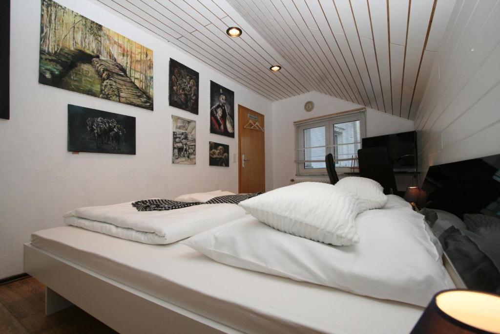 Hotel Artfarm Wiehl Room photo